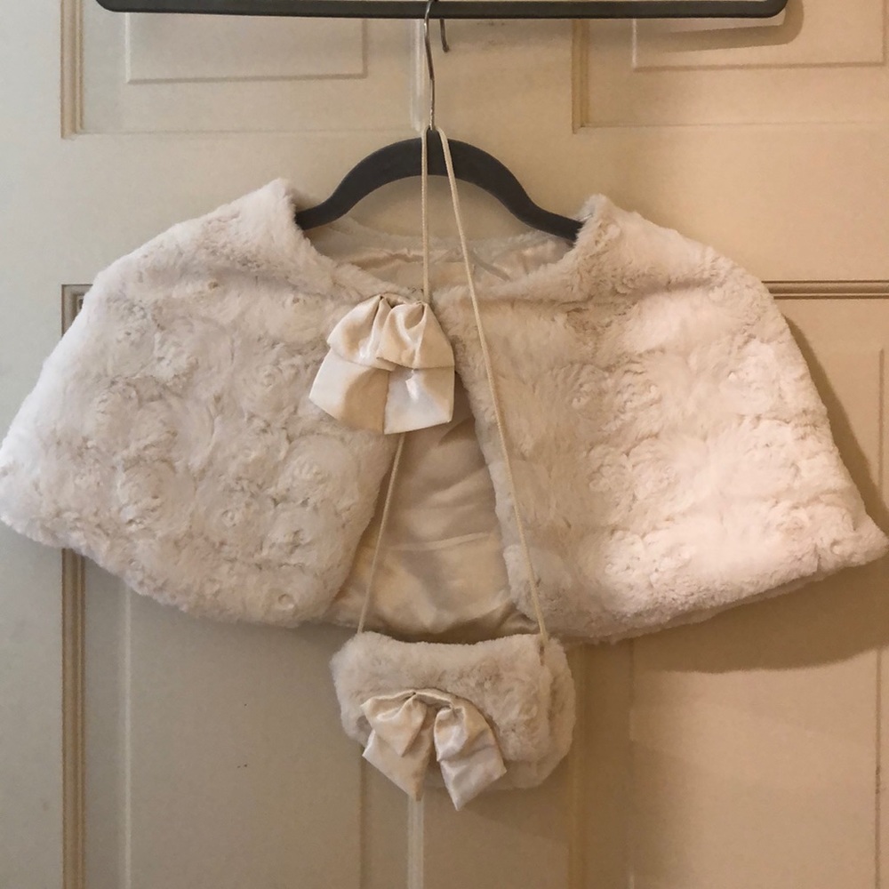 Faux fur shoulder Shaw with matching purse
